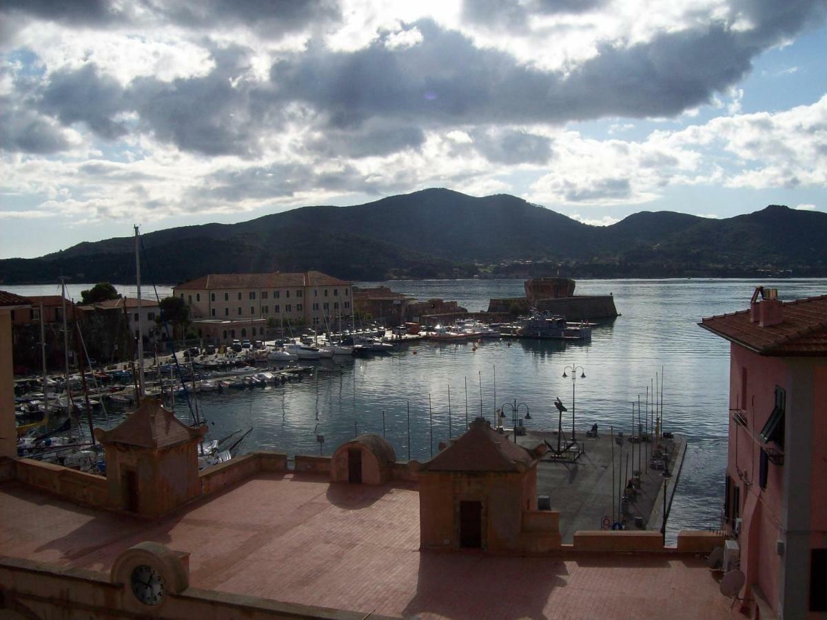 Porta Del Mare Hotel Portoferraio Exterior photo